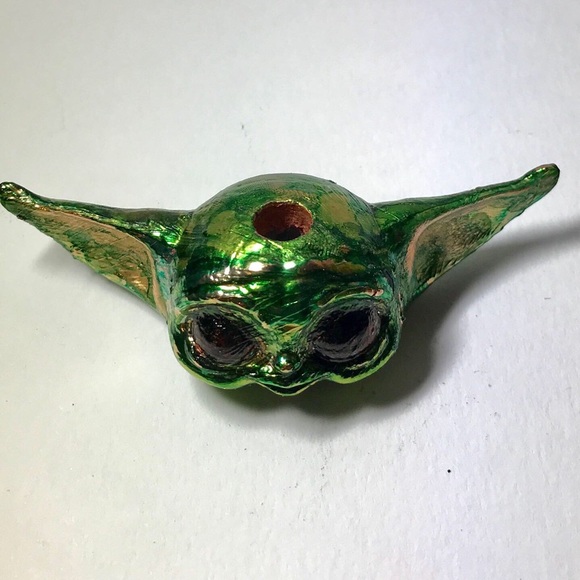 Dreadlock Bead: Baby Yoda - Picture 3 of 5